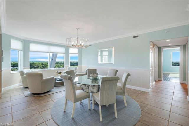 275 Indies WAY 706, Naples, FL 34110