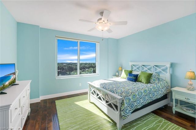 275 Indies WAY 706, Naples, FL 34110
