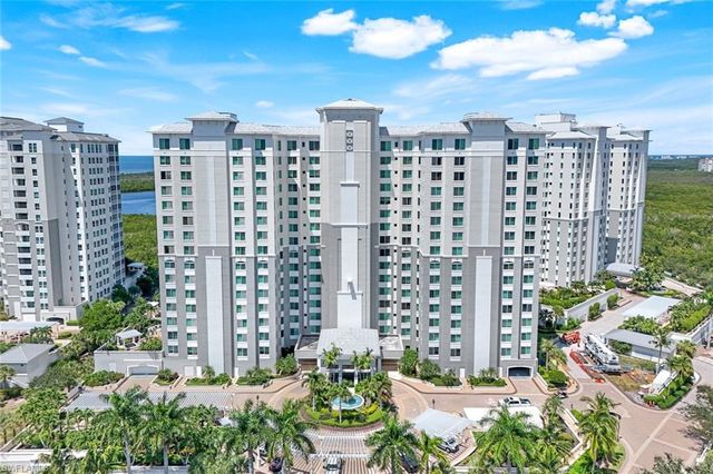 275 Indies WAY 706, Naples, FL 34110