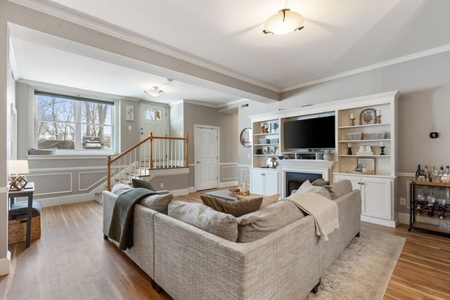 349 Fulton St 10, Medford, MA 02155