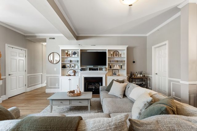 349 Fulton St 10, Medford, MA 02155