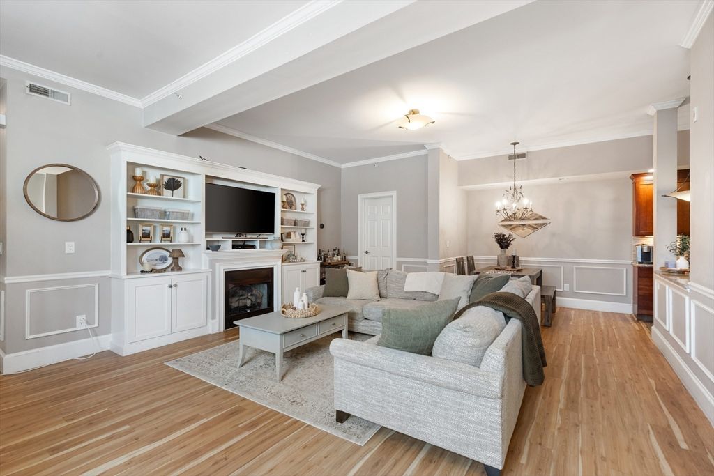 349 Fulton St 10, Medford, MA 02155