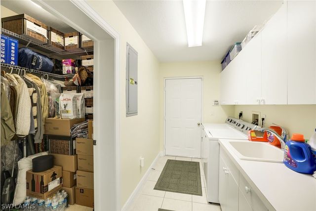 4795 Aston Gardens WAY D102, Naples, FL 34109