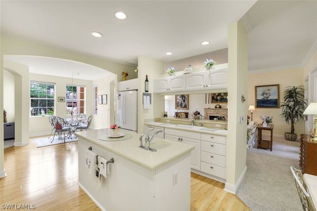 4795 Aston Gardens WAY D102, Naples, FL 34109