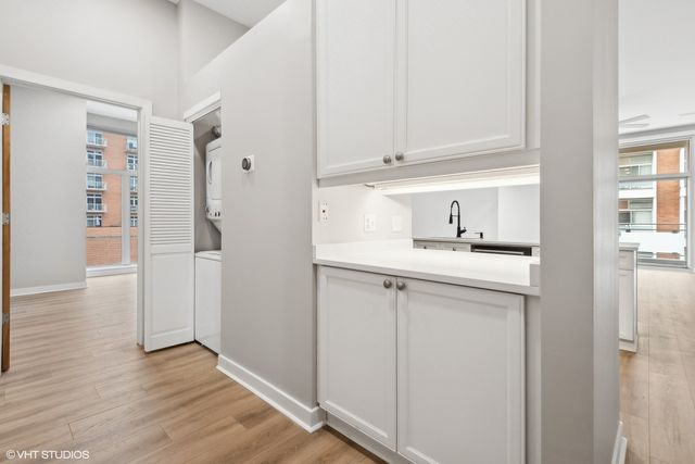 939 W MADISON Street 410, Chicago, IL 60607