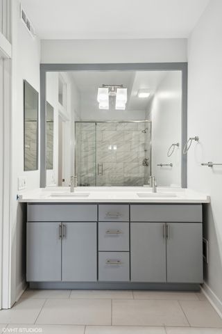 939 W MADISON Street 410, Chicago, IL 60607