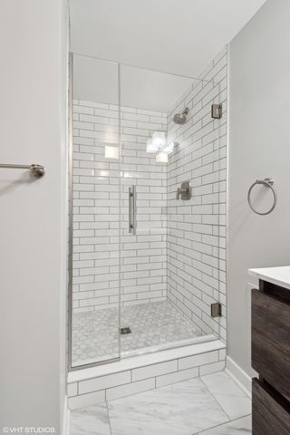 939 W MADISON Street 410, Chicago, IL 60607