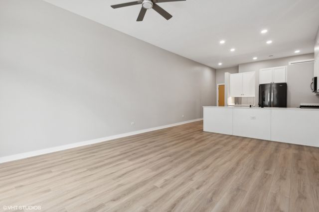 939 W MADISON Street 410, Chicago, IL 60607