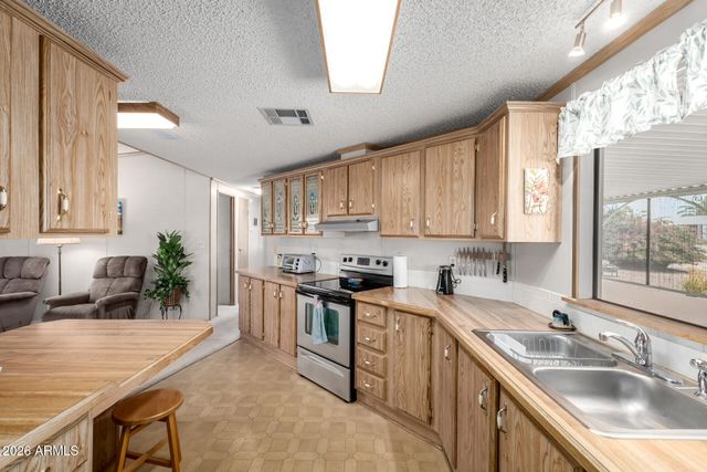 734 S 82ND Way, Mesa, AZ 85208