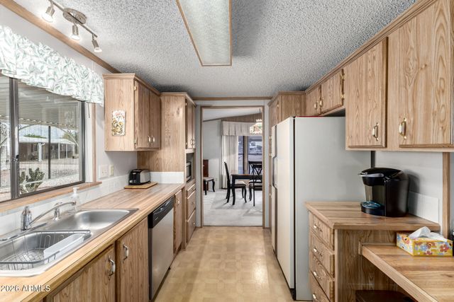734 S 82ND Way, Mesa, AZ 85208