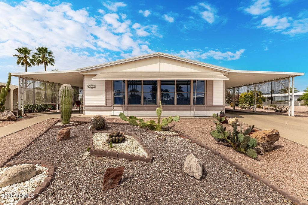 734 S 82ND Way, Mesa, AZ 85208