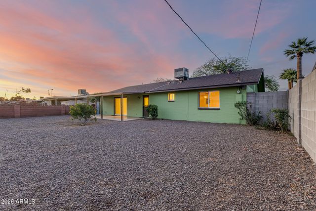 1233 E BROADMOR Drive, Tempe, AZ 85282