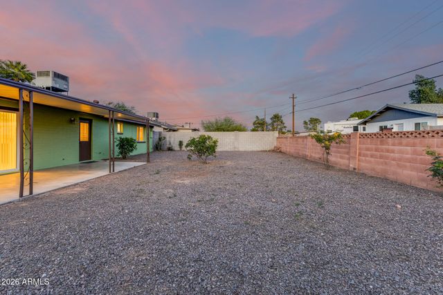 1233 E BROADMOR Drive, Tempe, AZ 85282