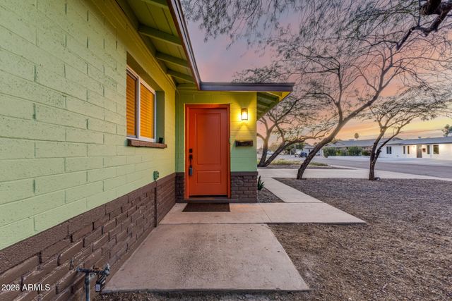 1233 E BROADMOR Drive, Tempe, AZ 85282