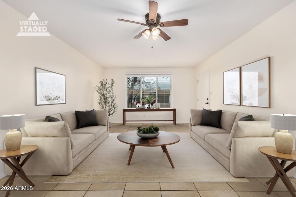 Image 13 of property listing at 1233 E BROADMOR Drive, Tempe, AZ 85282