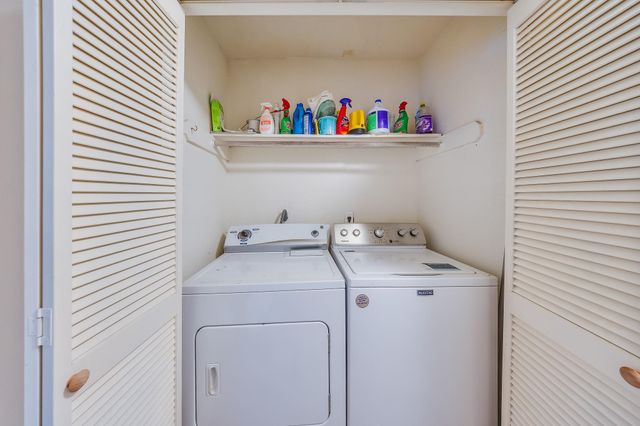 7505 Memorial Woods Drive B13, Houston, TX 77024
