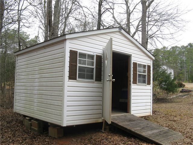 51 Beaver Lane, Iva, SC 29655