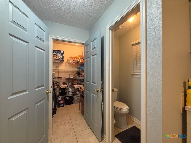 15 Alley Way, Port Lavaca, TX 77979