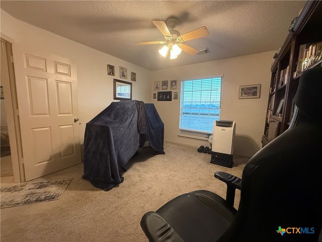 15 Alley Way, Port Lavaca, TX 77979