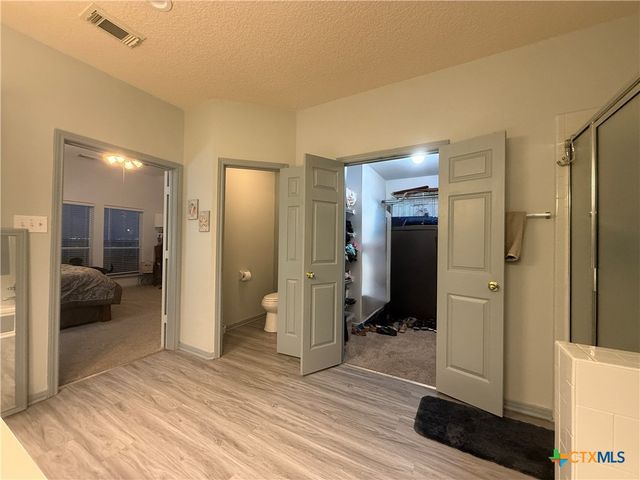 15 Alley Way, Port Lavaca, TX 77979