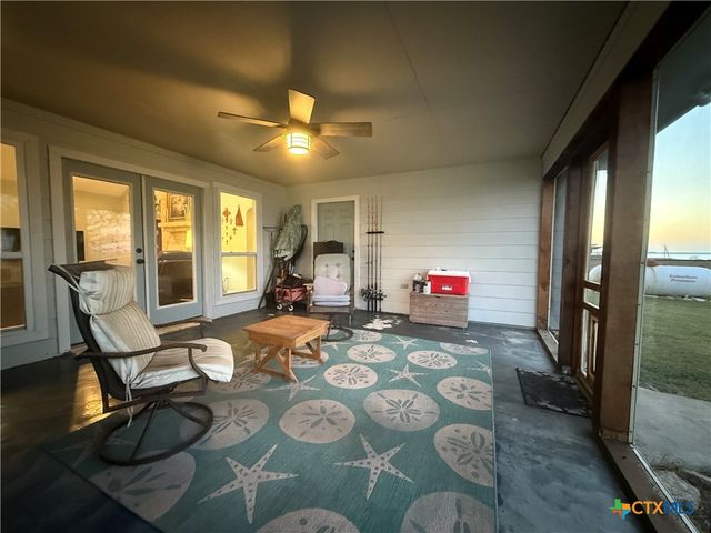 15 Alley Way, Port Lavaca, TX 77979