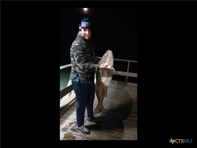 15 Alley Way, Port Lavaca, TX 77979