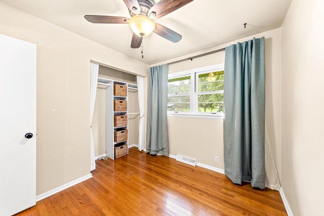 3841 S Sunny Ridge LANE, New Berlin, WI 53151