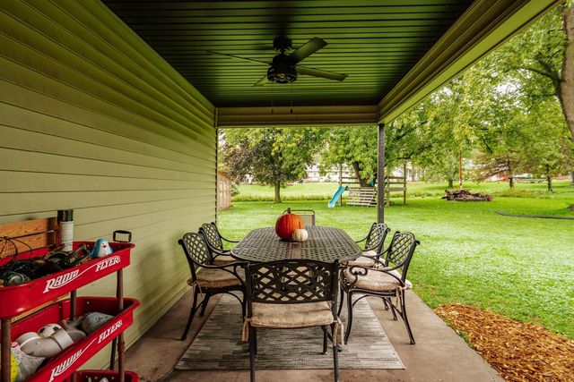 3841 S Sunny Ridge LANE, New Berlin, WI 53151