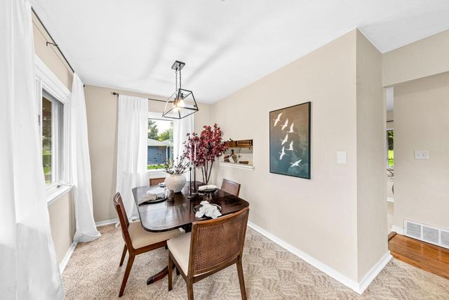 3841 S Sunny Ridge LANE, New Berlin, WI 53151