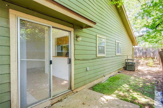 5208 Bogey CT B, Austin, TX 78744