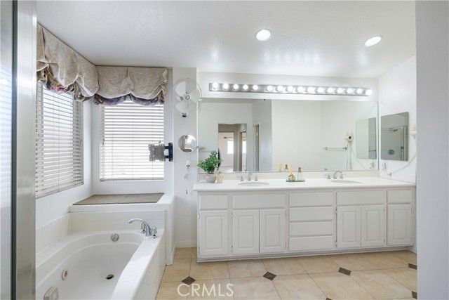 612 S Halliday St, Anaheim, CA 92804