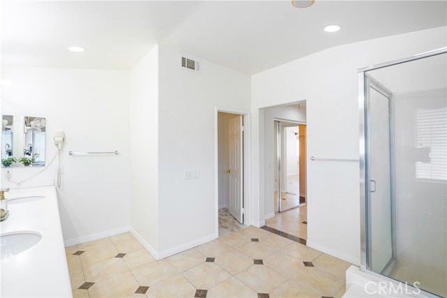 612 S Halliday St, Anaheim, CA 92804