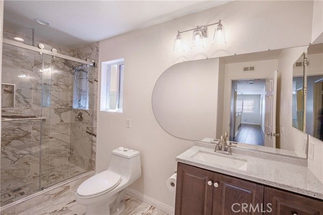 612 S Halliday St, Anaheim, CA 92804