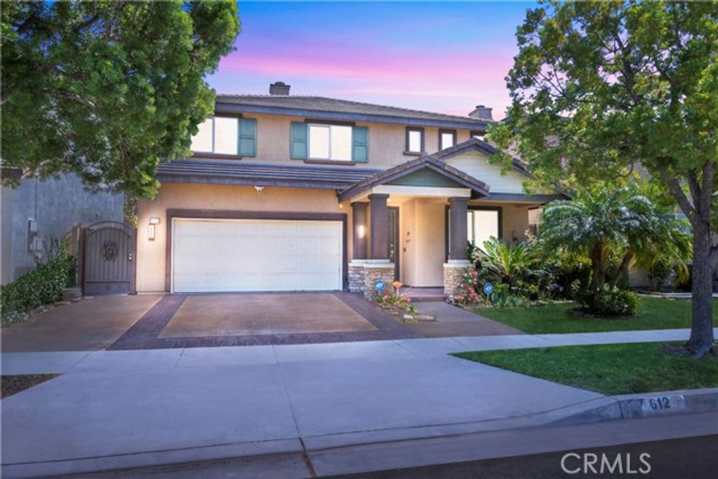 612 S Halliday St, Anaheim, CA 92804