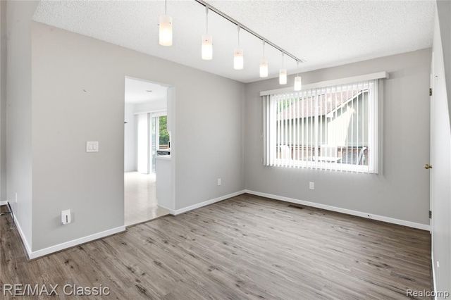7413 Tall Timbers 178, West Bloomfield, MI 48322