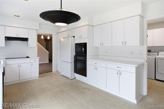7413 Tall Timbers 178, West Bloomfield, MI 48322