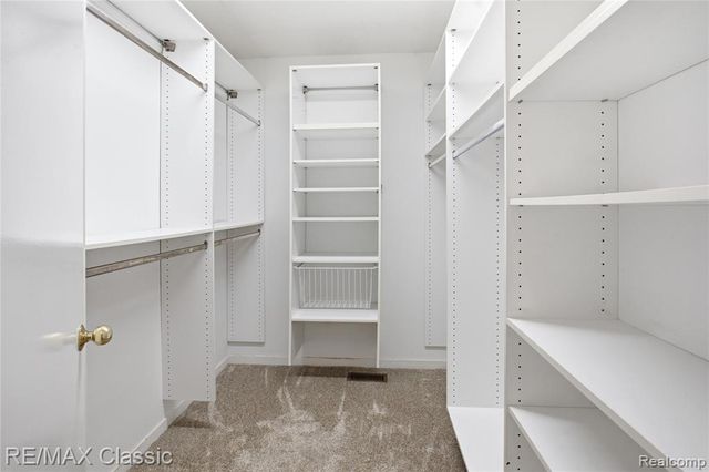 7413 Tall Timbers 178, West Bloomfield, MI 48322