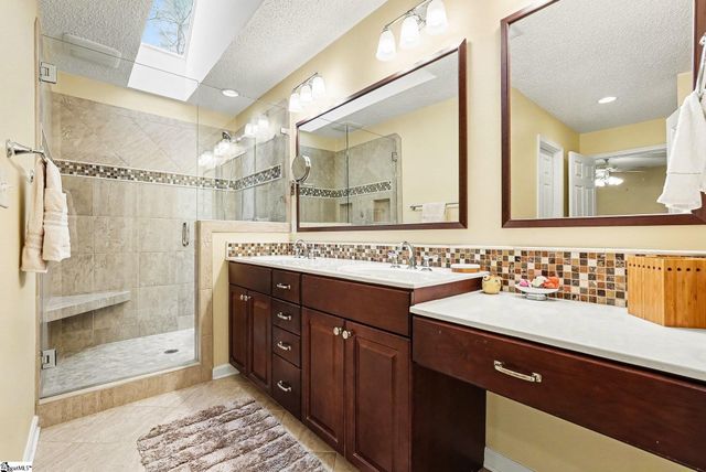 139 Forest Lake Drive, Simpsonville, SC 29681