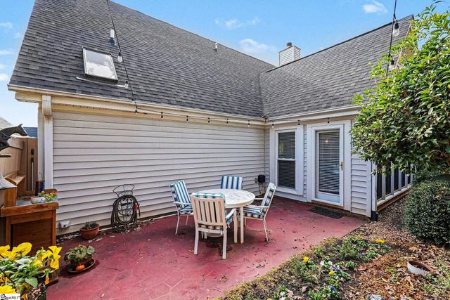 139 Forest Lake Drive, Simpsonville, SC 29681