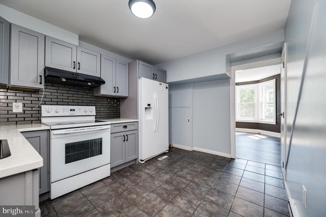 1218 LOCUST ST, Reading, PA 19604