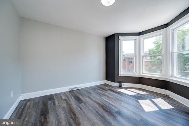 1218 LOCUST ST, Reading, PA 19604
