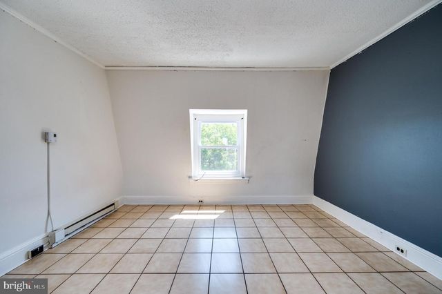 1218 LOCUST ST, Reading, PA 19604