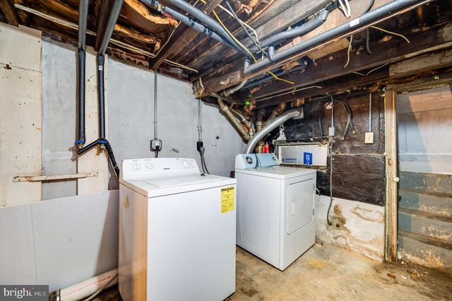 1218 LOCUST ST, Reading, PA 19604