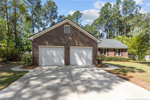 7783 Trappers Road, Fayetteville, NC 28311