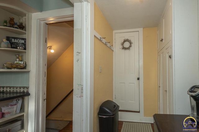 301 Walnut ST, Valley Falls, KS 66088