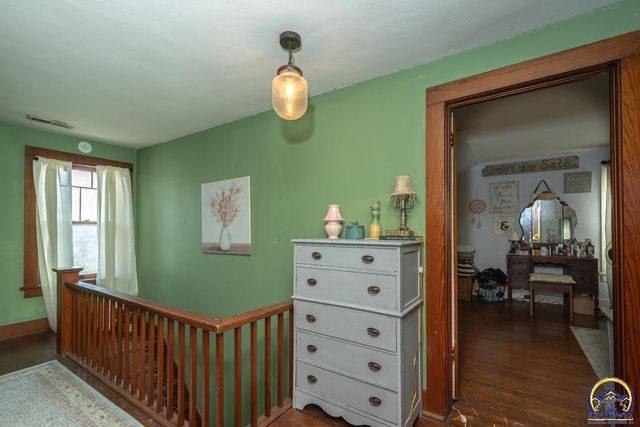 301 Walnut ST, Valley Falls, KS 66088