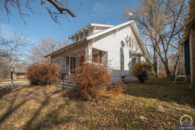 301 Walnut ST, Valley Falls, KS 66088