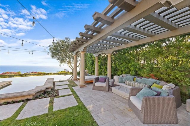 16 Shore Walk, Newport Coast, CA 92657