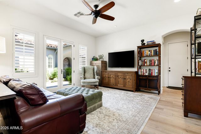 9565 E MOUNTAIN SPRING Road, Scottsdale, AZ 85255