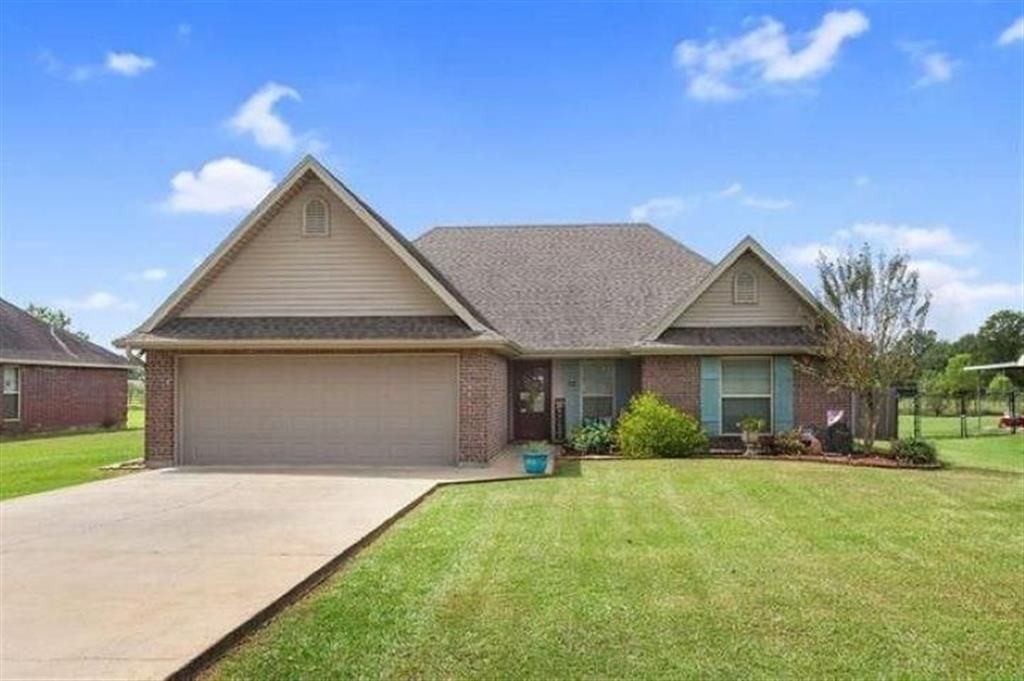 312 Barkley Street, Iowa, LA 70647